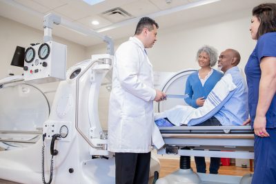 Hyperbaric oxygen Getty Images 1201050312